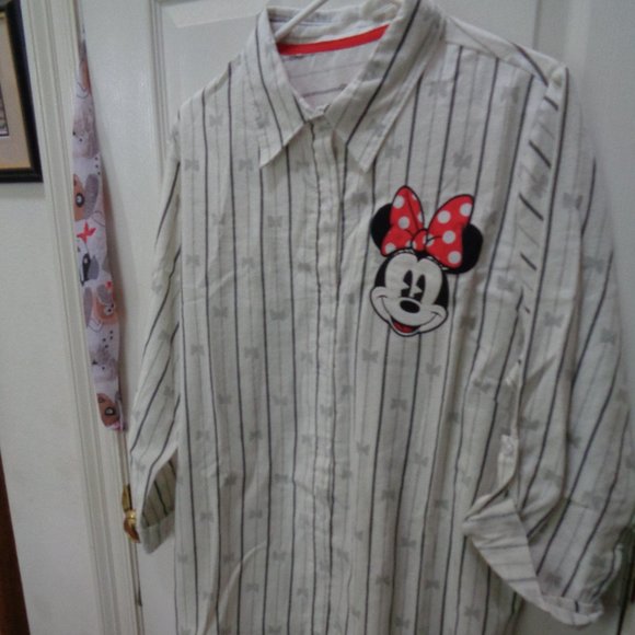 Disney Minnie Mouse Flannel Cotton Night Shirt Sleepwear Large NWT - Picture 1 of 5